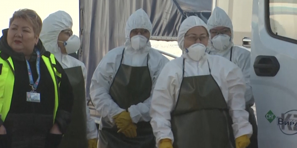 В аэропорту Алматы учат выявлять пассажиров с коронавирусом