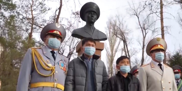 Жамбылда Халық қаһарманы Ғазиз Байтасовты еске алу шарасы өтті