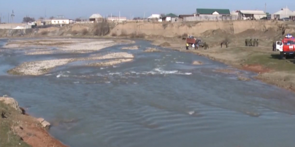 Спасатели Шымкента проводят учения по эвакуации людей