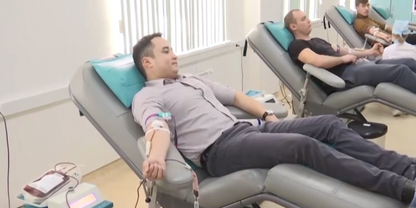 Волонтеры Караганды участвуют в акции по сбору крови