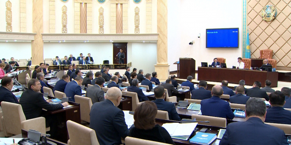 Закон &laquo;О статусе педагога&raquo; отправлен на подпись Президента РК