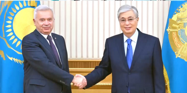 Мемлекет басшысы &laquo;ЛУКОЙЛ&raquo; мұнай компаниясының президенті Вагит Алекперовті қабылдады