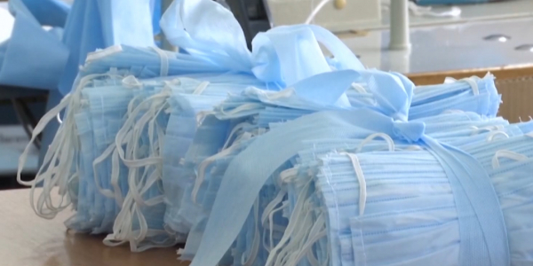 В Павлодаре наладили выпуск многоразовых медицинских масок