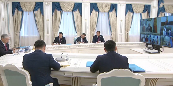 Лидеры ЕАЭС доработают стратегию развития интеграции до 2025 года