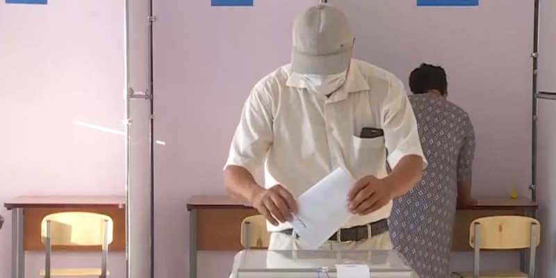 В регионах Казахстана проходят выборы сельских акимов