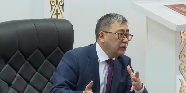 Мейрам Кажыкен встретился со студентами