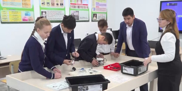 В области Абай намерены решить дефицит ученических мест