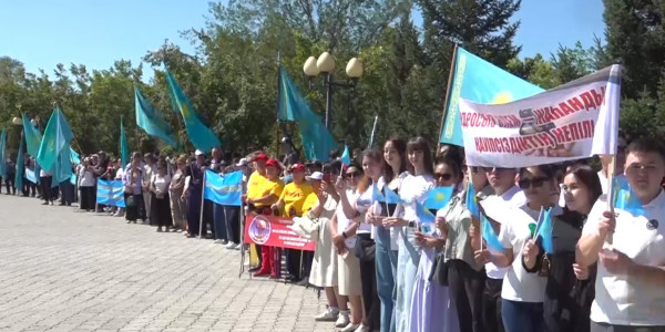 В Семее отметили 32-летие с закрытия испытательного ядерного полигона