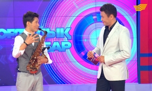 &laquo;Орталық Хабар&raquo;. Қазақ хандары таққа отырған ба?