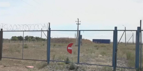 Павлодардағы Айнакөл ауылында 2018 жылы құрылысы басталған су мұнарасы әлі бітпей тұр