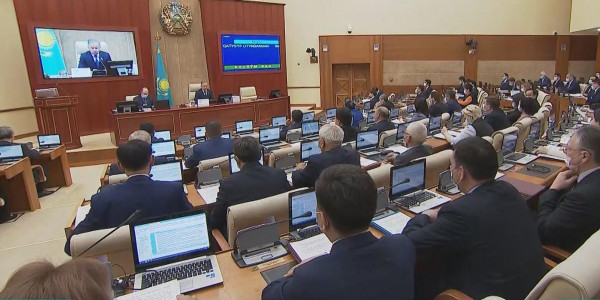 За неосвоение внешних займов ответственность будет нести первый руководитель