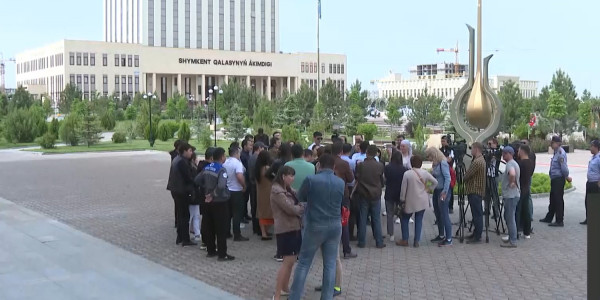 Скандал с получением квартир по госпрограмме &laquo;7-20-25&raquo; набирает оборот в Шымкенте