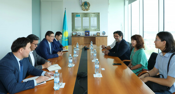 &laquo;Хабар&raquo; Агенттігінің Басқарма Төрағасы үндістандық делегациямен кездесті