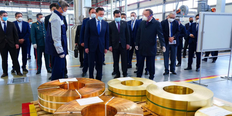 Премьер-Министр А.Мамин ознакомился с работой новых предприятий в Карагандинской области