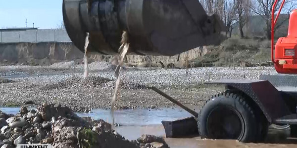 Шымкентте Бадам өзенінің арнасын бұру жұмыстары қолға алынды