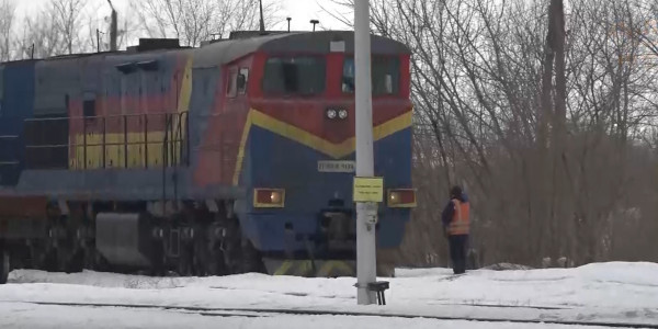 Ана мен балаға жедел көмек көрсеткен полиция қызметкері Мұқатай Аяпов көпке үлгі бола білді