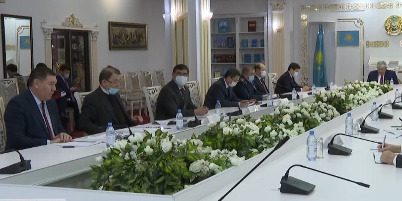К. Кушербаев провел заседание Госкомиссии по полной реабилитации жертв политических репрессий
