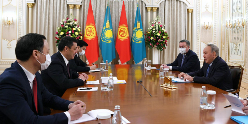 Елбасы Қырғыз Республикасының Президенті С. Жапаровпен кездесті