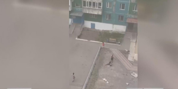 Қарағандыда қатты дауылдан екі бала жарақат алды