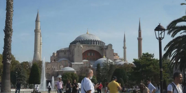 Ыстамбұлда &laquo;Жаһандану өркениетіндегі қазақ әлемі&raquo; атты Дүниежүзі қазақтарының кіші құрылтайы басталды