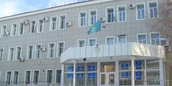 Скандал развернулся вокруг затянувшегося ремонта детской больницы в Костанае