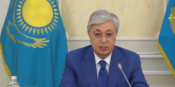 Глава государства провел расширенное заседание с Правительством