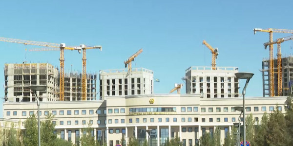 Эксперты прогнозируют кризис в строительной отрасли РК