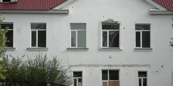 Школьники вынуждены учиться в здании сельского акимата в ЗКО