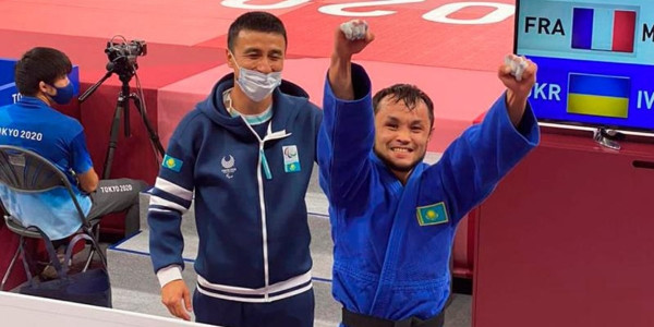 Әнуар Сариев Паралимпиада ойындарында күміс жүлде иеленді