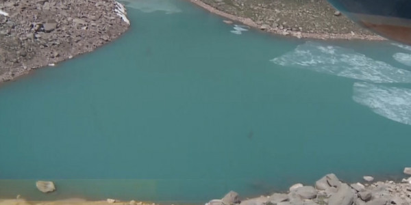 Спасатели опустошают моренные озера в горах Заилийского Алатау