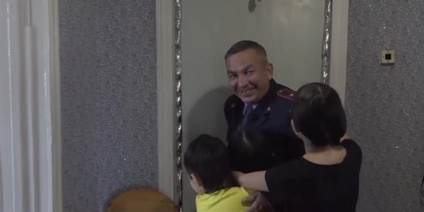 СҚО-да тұратын Дүйсенбековтер отбасы бүгінде 5 бала тәрбиелеп отыр