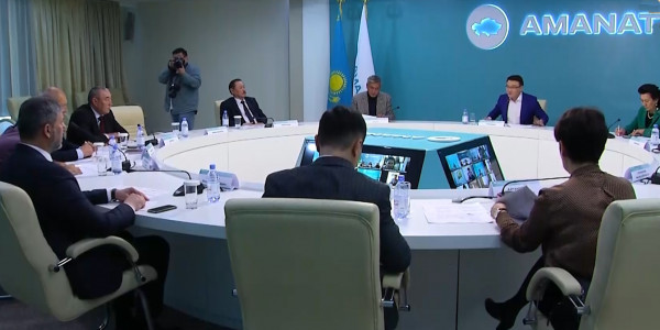 &laquo;Miras&raquo; қоғамдық кеңесінің отырысында референдумның маңызы мен ерекшелігі талқыланды