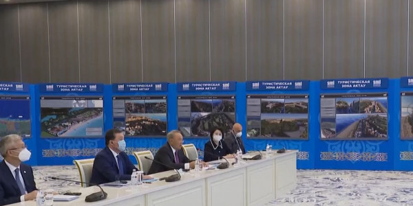 Н.Назарбаеву представили проект туристического хаба в Актау