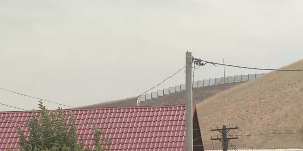 Жители одного из микрорайонов Алматы выступают против строительства кладбища