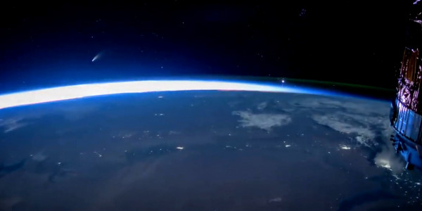 16 раз встретят Новый год космонавты