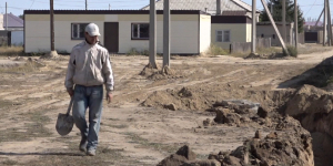 Жители пригорода Павлодара просят решить коммунальные проблемы
