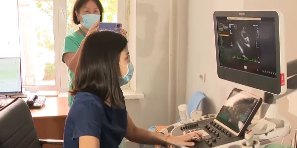 Перенесший операцию по пересадке сердца алматинец встретился с журналистами