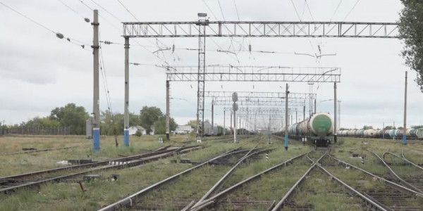 Павлодар бекеті жүк көлігі мен жолаушылар құрамы өтетін ірі транзиттік теміржол станциясына айналды