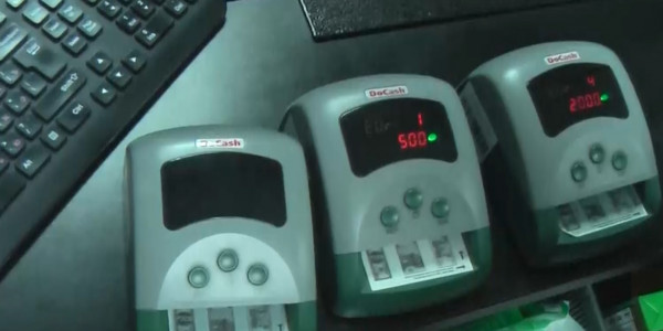 Семейную пару фальшивомонетчиков осудили на 5 лет