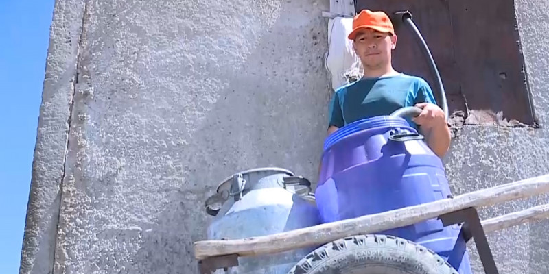 Острую нехватку воды испытывают жители села в Карагандинской области