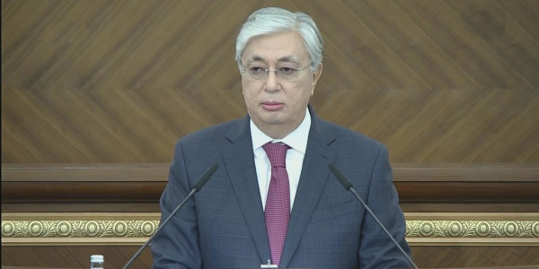 Президент выступил с ежегодным Посланием народу Казахстана