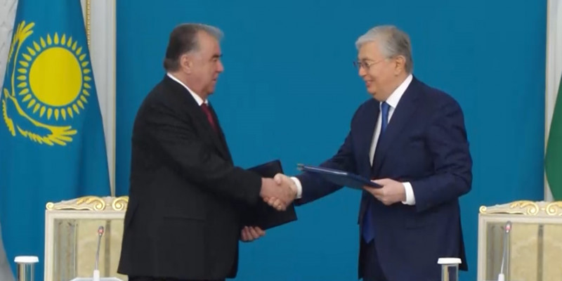 В столице РК прошли переговоры Президентов Казахстана и Таджикистана