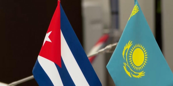 Смайылов Куба премьерімен кездесуде қысқа мерзімді визасыз режим мәселесін көтерді