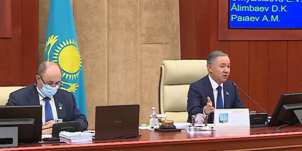 Мәжілісте республикалық бюджет барысы талқыланды