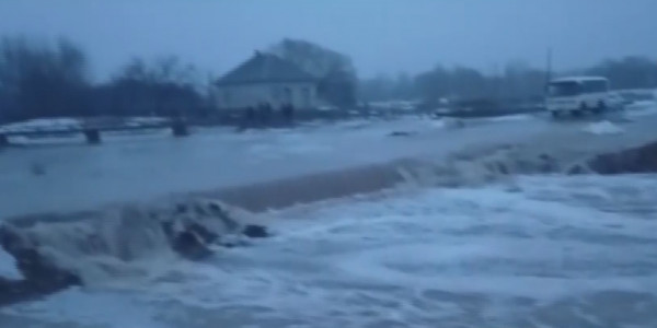 Түркістан облысында үйлерді су басты