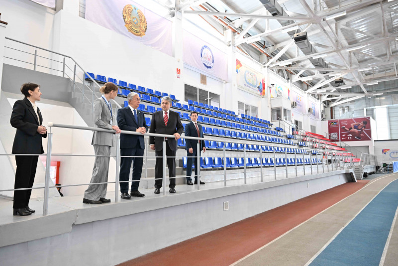 Президент посетил легкоатлетический центр «Ольга Рыпакова»