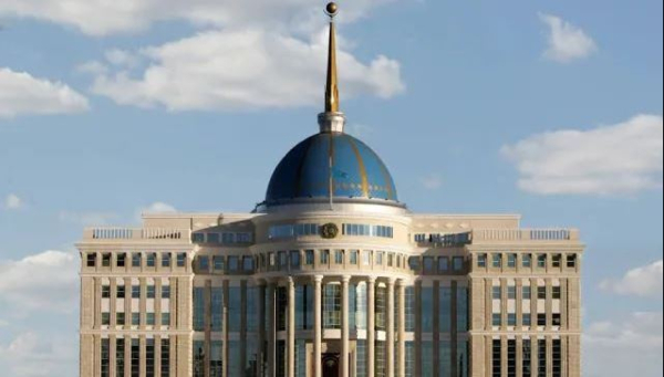 Касым-Жомарт Токаев выразил соболезнования в связи с кончиной Мухтара Шаханова