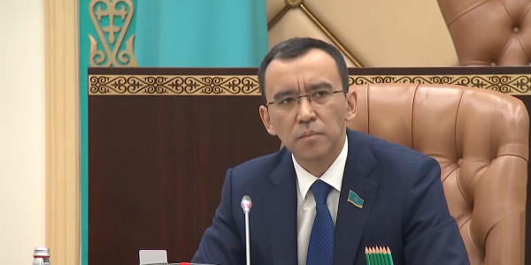 Закон по совершенствованию нормотворчества принял Сенат РК