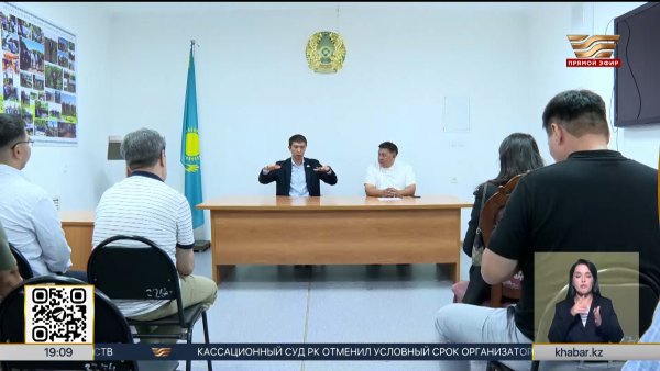 Партия «Байтақ» встретилась с коллективом «Жасыл Аймак» в Астане