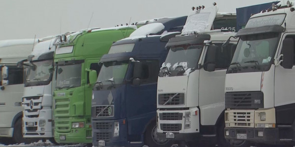 Қорғаста көлік кептелісі пайда болды